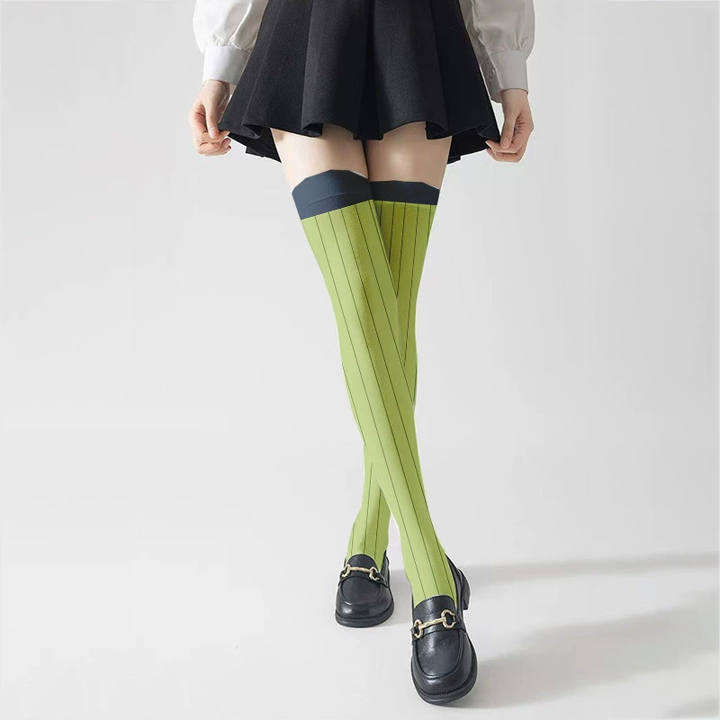 Kaus Kaki Di Atas Lutut Cospla - Anime Cosplay Demon Slayer ulasan dan harga